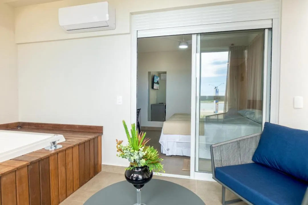 בלנאריו בארה דו סול Hotel Bandeirantes Da Barra