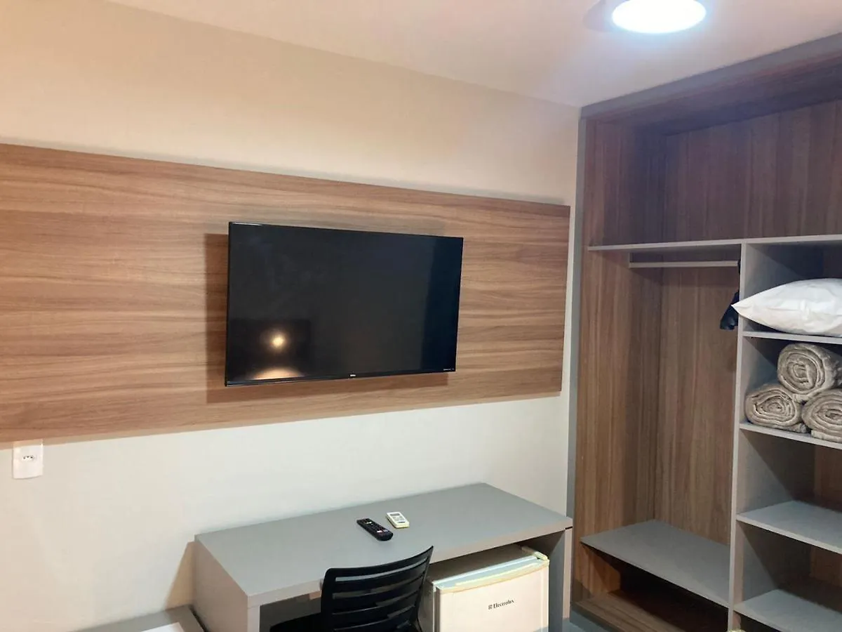 בלנאריו בארה דו סול Hotel Bandeirantes Da Barra ברזיל